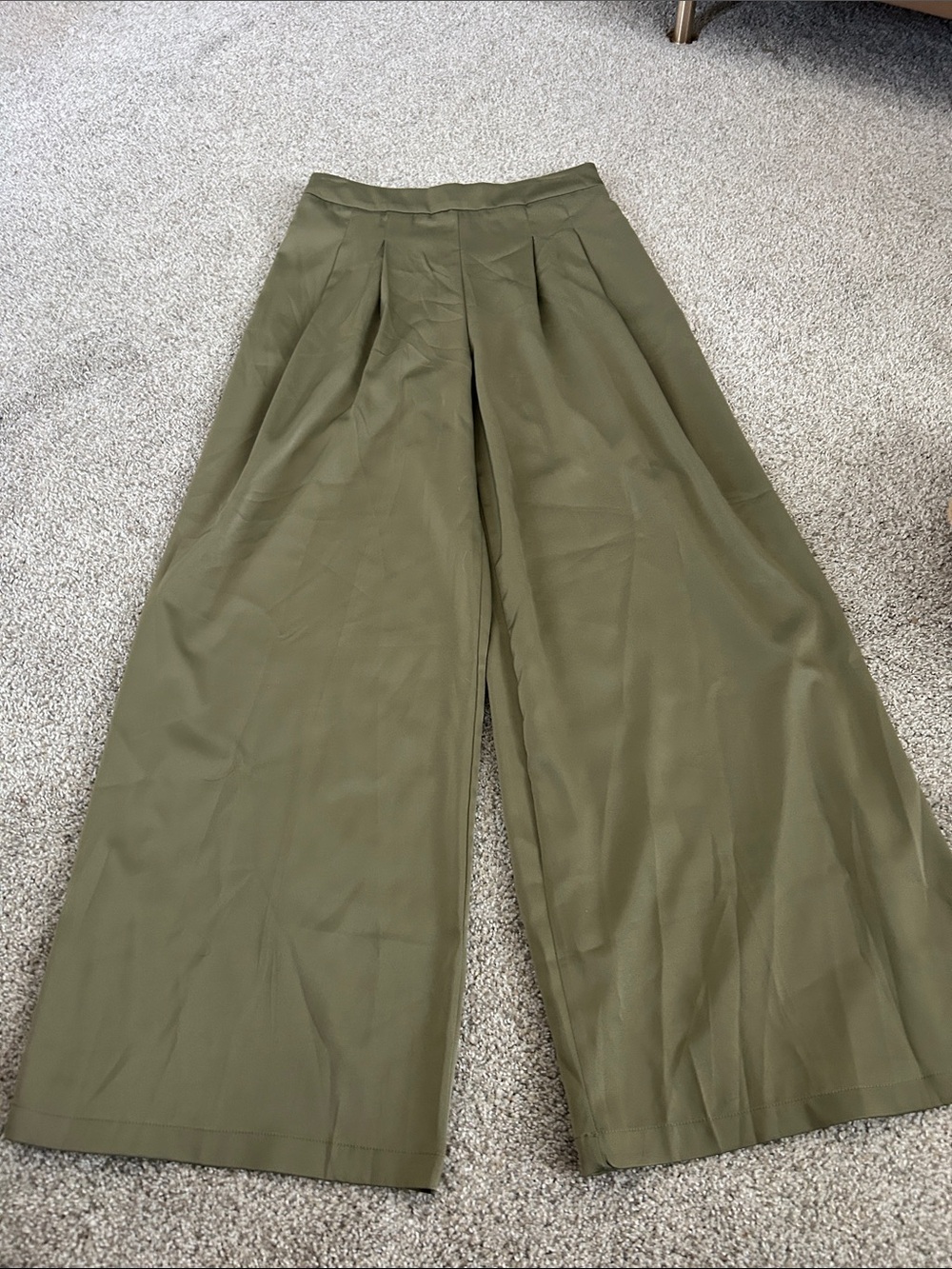 Cider Olive Wide-Leg High Waist Trousers